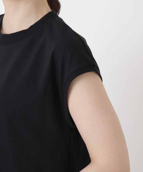 one'sterrace(ワンズテラス)の「【ひんやり】接触冷感 フレンチスリーブフレアプルオーバー(Tシャツ/カットソー・レディース・アイボリー系8/ブラック系8/ブルー系その他7・02)」の7枚目の写真