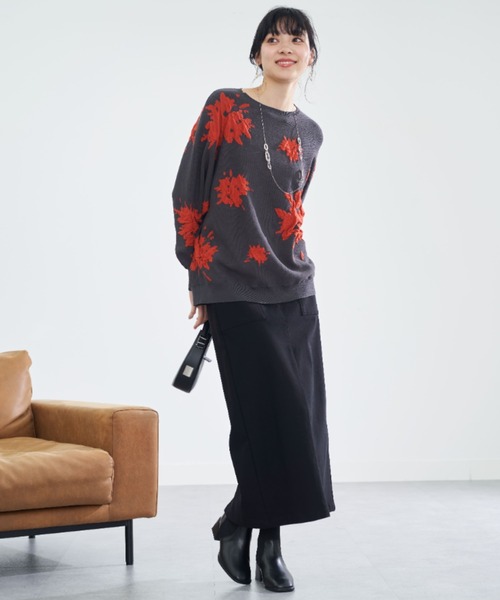 BELLUNA(ベルーナ)の「大人の花柄ジャカードニットプルオーバー(ニット/セーター・レディース・グレー系/チャコール・FREE)」の13枚目の写真