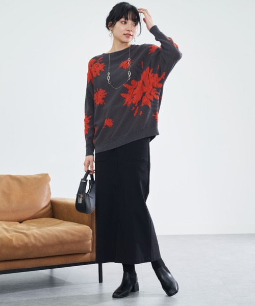 BELLUNA(ベルーナ)の「大人の花柄ジャカードニットプルオーバー(ニット/セーター・レディース・グレー系/チャコール・FREE)」の14枚目の写真
