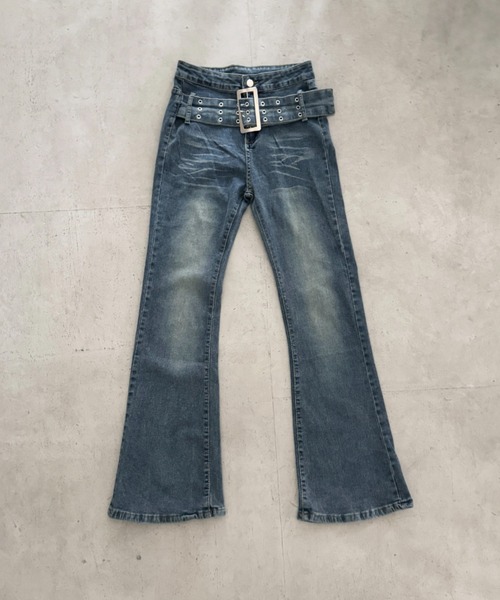 Bamm（バム）の「ワイドベルトデニムフレアパンツ（デニムパンツ・レディース・ブラック/ブルー・M）」の19枚目の写真