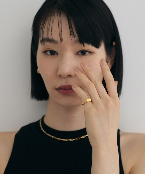 COCOSHNIK ONKITSCH(ココシュニックオンキッチュ)の「シルバー オーバルシグネットピンキーリングGP(リング・レディース・クリア・03/05)」の6枚目の写真