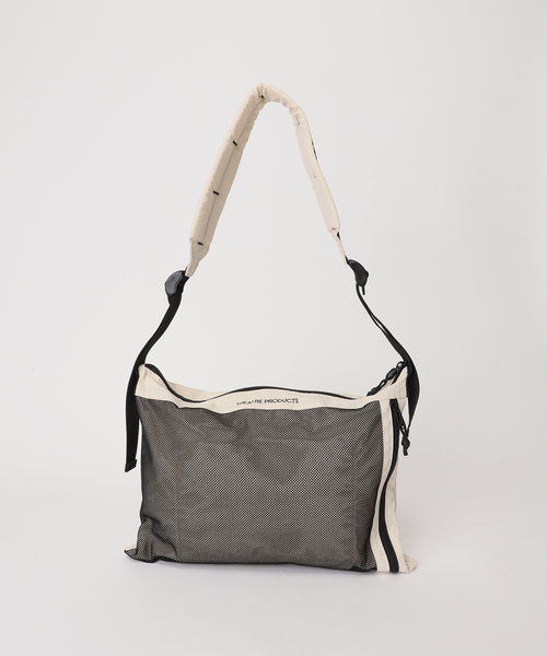 Spick & Span(スピックアンドスパン)の「THEATRE PRODUCTS / シアタープロダクツ OBLONG 70(ショルダーバッグ・レディース・ブラウン/ブラック/ホワイト系その他・FREE)」の6枚目の写真
