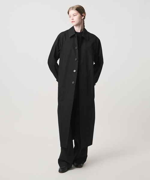 LOEFF（ロエフ）の「＜LOEFF＞バルカラー コート UNISEX（ステンカラーコート・レディース・ブラック/ダークブラウン・1/0/2）」の2枚目の写真