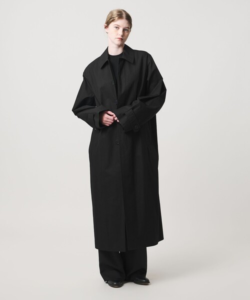 LOEFF（ロエフ）の「＜LOEFF＞バルカラー コート UNISEX（ステンカラーコート・レディース・ブラック/ダークブラウン・1/0/2）」の3枚目の写真