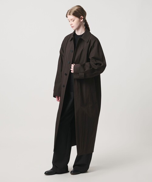 LOEFF（ロエフ）の「＜LOEFF＞バルカラー コート UNISEX（ステンカラーコート・レディース・ブラック/ダークブラウン・1/0/2）」の7枚目の写真