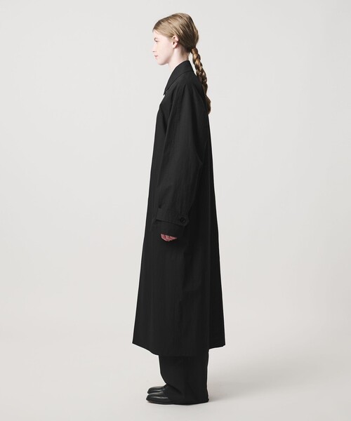 LOEFF（ロエフ）の「＜LOEFF＞バルカラー コート UNISEX（ステンカラーコート・レディース・ブラック/ダークブラウン・1/0/2）」の15枚目の写真