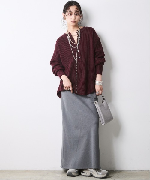 CHIC STYLE(シックスタイル)の「ナローマキシスカート<大きいサイズ有>シックスタイル(スカート・レディース・サックスブルー/ベージュ系/ブラック/グレー・L/M/3L/5L/4L/LL)」の12枚目の写真