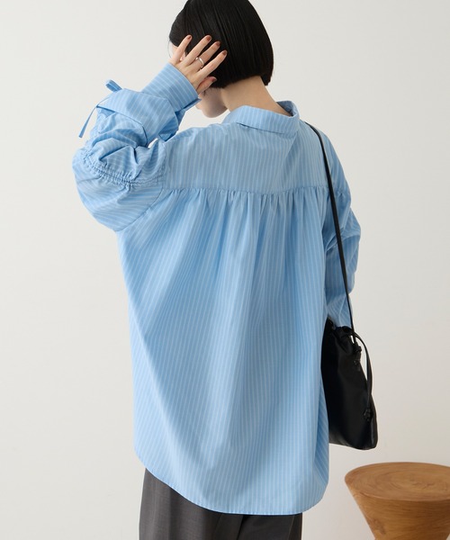 Aunely(オーネリー)の「【Aunely】しわレス 袖ギャザーリボンシャツ<YOSOOIシリーズ>(シャツ/ブラウス・レディース・ブルー系/ベージュ系/ネイビー/ホワイト系/ブラウン系・M/L)」の21枚目の写真