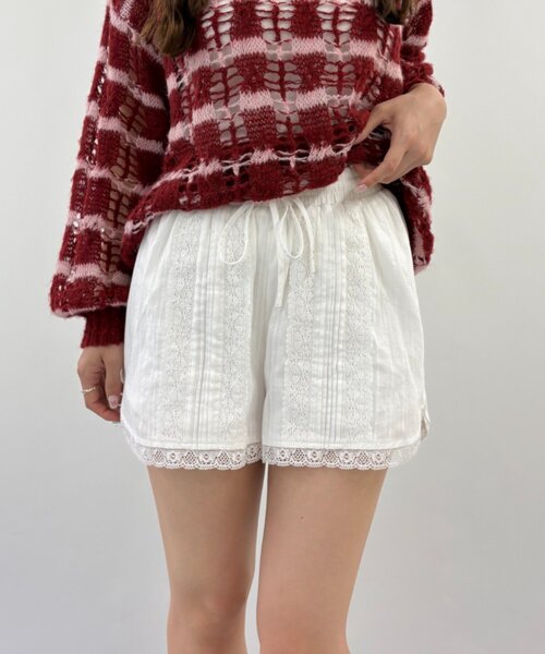 w closet(ダブルクローゼット)の「コットンレースショートパンツ(その他パンツ・レディース・ブラック/オフホワイト・FREE)」の3枚目の写真