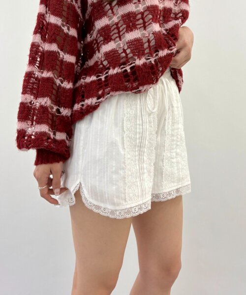 w closet(ダブルクローゼット)の「コットンレースショートパンツ(その他パンツ・レディース・ブラック/オフホワイト・FREE)」の4枚目の写真