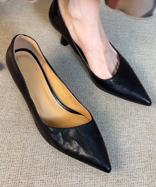 Forcement(フォースメント)の「上品PUレザーパンプス(パンプス・レディース・ホワイト/ブラック・24.5cm/24cm/23.5cm/23cm)」の10枚目の写真
