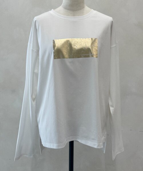 Jena espace merveilleux(ジェナ エスパスメルヴェイユ)の「箔プリントカットソー(Tシャツ/カットソー・レディース・オフホワイト/オレンジ/カーキ・FREE)」の8枚目の写真
