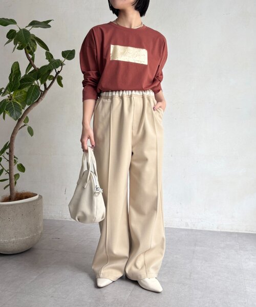 Jena espace merveilleux(ジェナ エスパスメルヴェイユ)の「箔プリントカットソー(Tシャツ/カットソー・レディース・オフホワイト/オレンジ/カーキ・FREE)」の18枚目の写真