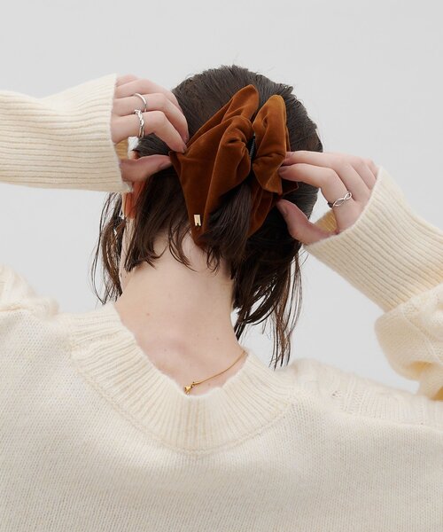 CIAOPANIC TYPY（チャオパニックティピー）の「:lilベロアトライアングルクリップ（バレッタ/ヘアクリップ・レディース・キャメル/ブラック・ONE SIZE）」の12枚目の写真