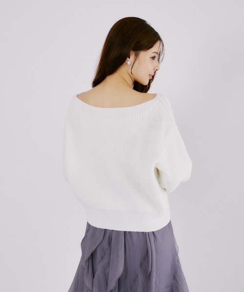 tocco closet(トッコ クローゼット)の「袖口ハート飾り釦セミオフショルラメ入りアンゴラタッチニットプルオーバー(ニット/セーター・レディース・オフホワイト/ブラウン/ピンク・M)」の10枚目の写真