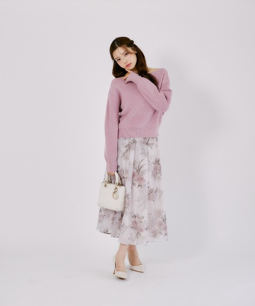 tocco closet(トッコ クローゼット)の「袖口ハート飾り釦セミオフショルラメ入りアンゴラタッチニットプルオーバー(ニット/セーター・レディース・オフホワイト/ブラウン/ピンク・M)」の19枚目の写真