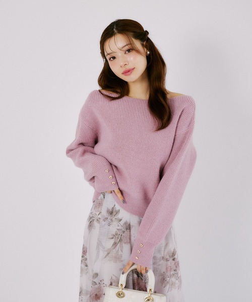 tocco closet(トッコ クローゼット)の「袖口ハート飾り釦セミオフショルラメ入りアンゴラタッチニットプルオーバー(ニット/セーター・レディース・オフホワイト/ブラウン/ピンク・M)」の22枚目の写真