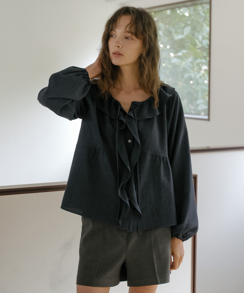 TILL I DIE（ティルアイダイ）の「Embroidered ruffle string blouse [TIFA06BL06]_Butter（シャツ/ブラウス・レディース・ライトイエロー・FREE）」の3枚目の写真