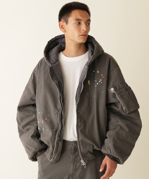 BEAVER(ビーバー)の「B omnivore/ビーオムニボー DUCK HOOD JACKET ダックフードジャケット(ブルゾン・メンズ・ベージュ/ブラック・L/M)」の3枚目の写真