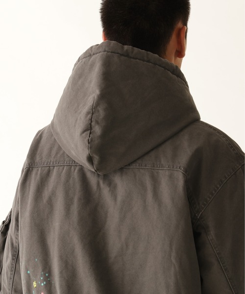 BEAVER(ビーバー)の「B omnivore/ビーオムニボー DUCK HOOD JACKET ダックフードジャケット(ブルゾン・メンズ・ベージュ/ブラック・L/M)」の9枚目の写真