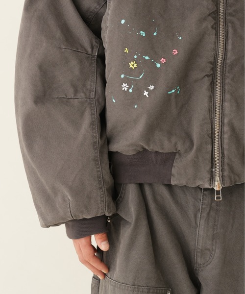 BEAVER(ビーバー)の「B omnivore/ビーオムニボー DUCK HOOD JACKET ダックフードジャケット(ブルゾン・メンズ・ベージュ/ブラック・L/M)」の13枚目の写真
