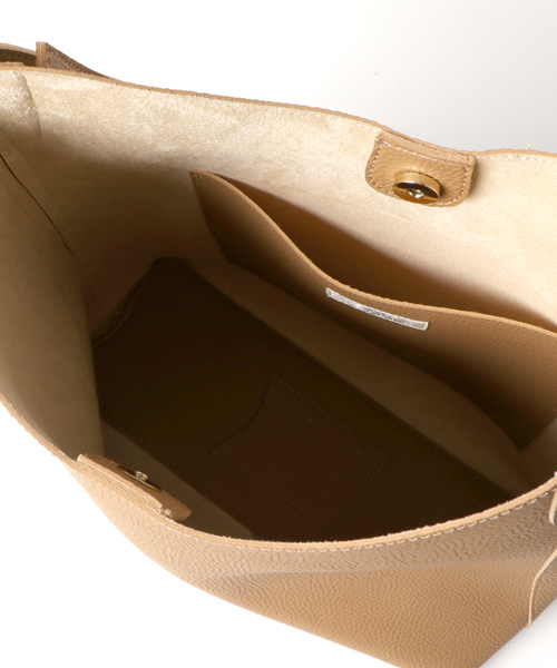 RODE SKO(ロデスコ)の「SISKO IC対応シングルショルダー(ショルダーバッグ・レディース・グレー/ブルー/キャメル/ホワイト/ネイビー・FREE)」の18枚目の写真