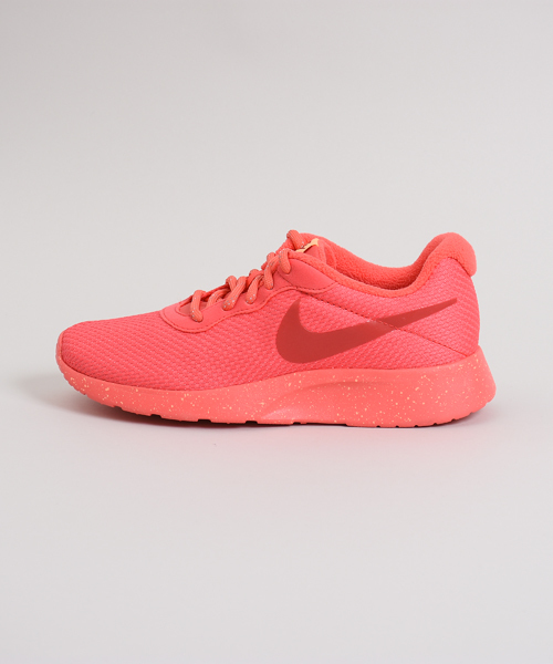 NIKE(ナイキ)の「NIKE ナイキ ウィメンズ タンジュン SE(スニーカー・レディース・ブラック/ピンク/ブルー・23.5/24.5/24/23)」の12枚目の写真