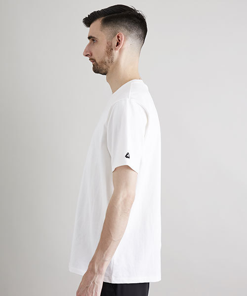 UNITED TOKYO（ユナイテッドトウキョウ）の「AEVILコラボロゴ刺繍半袖TEE（Tシャツ/カットソー・メンズ・サックスブルー/ホワイト/ピンク/ブラック・1/3/2）」の6枚目の写真