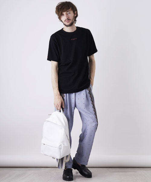 UNITED TOKYO（ユナイテッドトウキョウ）の「AEVILコラボロゴ刺繍半袖TEE（Tシャツ/カットソー・メンズ・サックスブルー/ホワイト/ピンク/ブラック・1/3/2）」の10枚目の写真