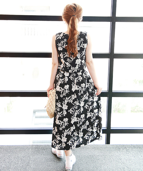 SooR Ploom 花柄ノースリーブワンピース SooR Ploom 花柄ノースリーブワンピース