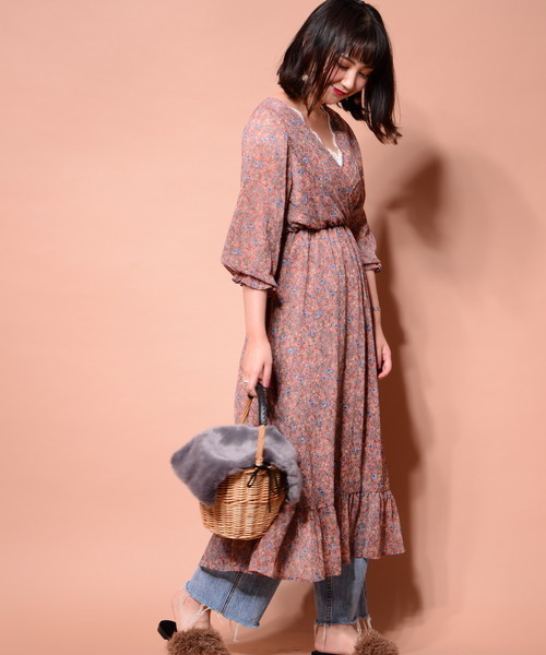 natural couture(ナチュラルクチュール)の「花柄カシュクールワンピース(ワンピース・レディース・ブラック/ピンク/グリーン・FREE)」の7枚目の写真