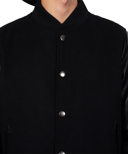 ８(eight)（エイト）の「メルトン スタジャン 袖切替 PUレザー（スタジャン・メンズ・チャコールグレー/ブラック/ネイビー/グレー/レッド/キャメル・SMALL/MEDIUM/LARGE/X-LARGE/XX-LARGE）」の15枚目の写真