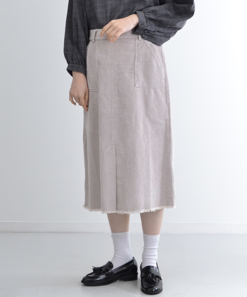 MERLOT（メルロー）の「コーデュロイフロントスリットスカート1389（スカート・レディース・ライトブルー/ブラック/ベージュ/グレー・FREE）」の3枚目の写真