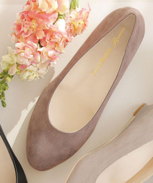 RANAN（ラナン）の「幅広ゆったりアーモンドトゥウェッジパンプス（パンプス・レディース・マスタード/ネイビー/ベージュ系その他/ライトグレー/ピンク/ブラック/レオパード/チェック/ブラック系その他/ブルー/ボルドー/その他1/ベージュ・22.5cm/24.5cm/24cm/25cm/25.5cm/26cm/23cm/23.5cm/23.0cm/25.0cm/26.0cm/23.5㎝/24.0cm/22.5㎝/24.5㎝）」の5枚目の写真