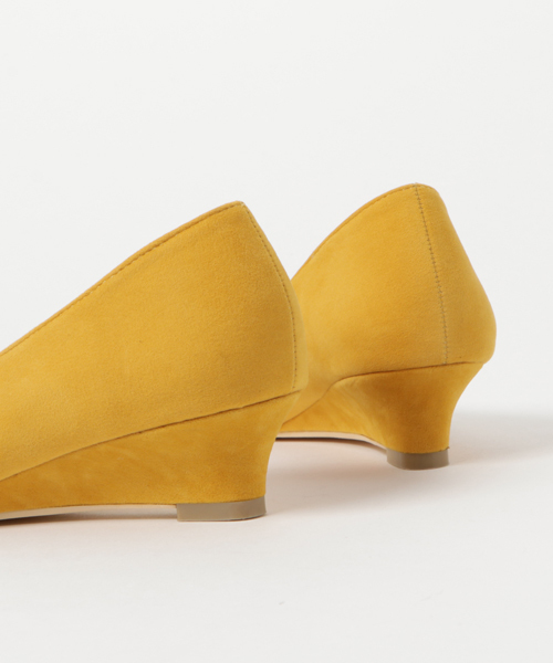 RANAN（ラナン）の「幅広ゆったりアーモンドトゥウェッジパンプス（パンプス・レディース・マスタード/ネイビー/ベージュ系その他/ライトグレー/ピンク/ブラック/レオパード/チェック/ブラック系その他/ブルー/ボルドー/その他1/ベージュ・22.5cm/24.5cm/24cm/25cm/25.5cm/26cm/23cm/23.5cm/23.0cm/25.0cm/26.0cm/23.5㎝/24.0cm/22.5㎝/24.5㎝）」の18枚目の写真