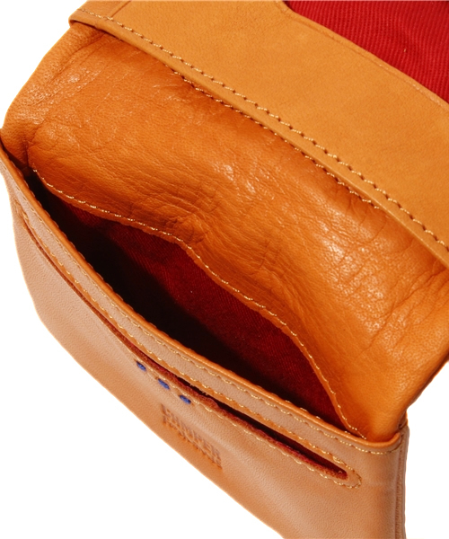 CAMPER（カンペール）の「SOFT LEATHER パスケース（パスケース・レディース・オレンジ・FREE）」の5枚目の写真