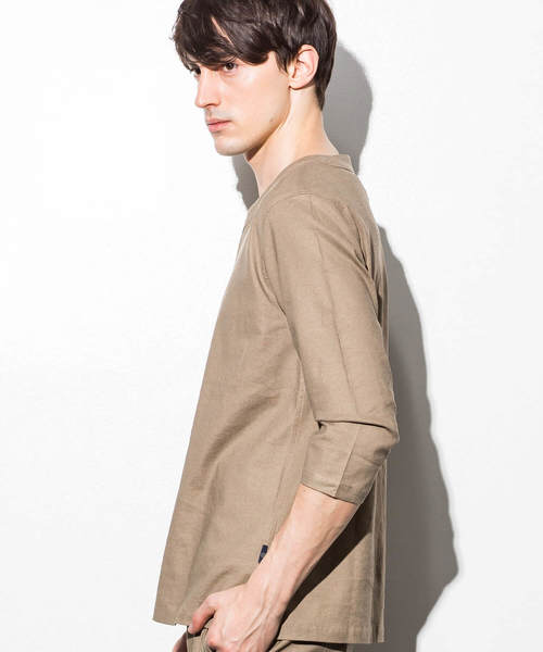 JH junhashimoto（ジェイエイチジュンハシモト）の「JH junhashimoto(ジェイエイチ ジュンハシモト)ストレッチリネンキーネックシャツ（シャツ/ブラウス・メンズ・ホワイト/ベージュ/ネイビー・SMALL/MEDIUM/LARGE）」の4枚目の写真