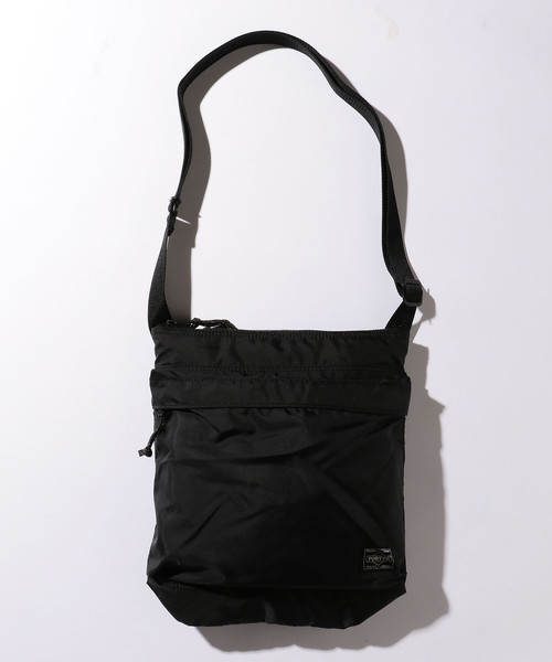 PORTER（ポーター）の「＜PORTER（ポーター）＞ FORCE SHOULDERBAG/バック ¨（ショルダーバッグ・メンズ・ブラック/オリーブ/ネイビー・FREE）」の2枚目の写真