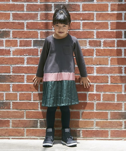 Otonato(オトナト)の「切り替えワンピース(ワンピース・キッズ・グレー/チャコール・90/100/110/120/130/95/140/80)」の3枚目の写真