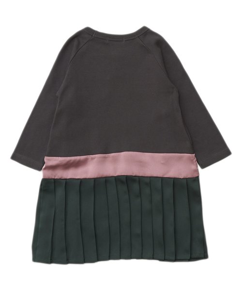 Otonato(オトナト)の「切り替えワンピース(ワンピース・キッズ・グレー/チャコール・90/100/110/120/130/95/140/80)」の6枚目の写真