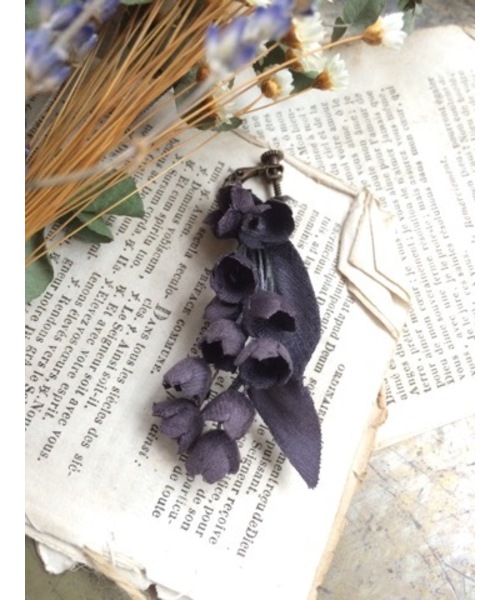 m.soeur(エムスール)の「すずらんのイヤリング*(イヤリング・レディース・ブラック/ベージュ/グレー/オフホワイト/ベージュ系その他・FREE)」の2枚目の写真