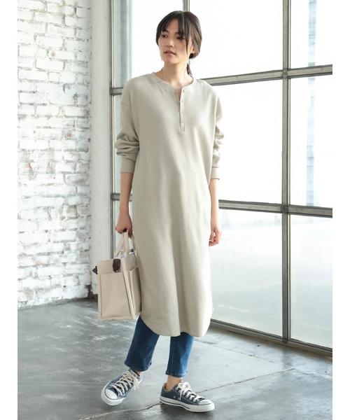 AMERICAN HOLIC（アメリカンホリック）の「ヘンリーネックワッフルマキシワンピース（ワンピース・レディース・チャコールグレー/グレー系その他/ベージュ系その他・M/L）」の21枚目の写真