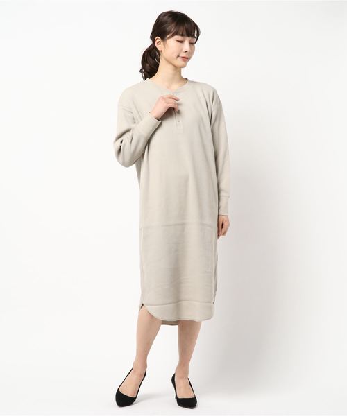 AMERICAN HOLIC（アメリカンホリック）の「ヘンリーネックワッフルマキシワンピース（ワンピース・レディース・チャコールグレー/グレー系その他/ベージュ系その他・M/L）」の7枚目の写真