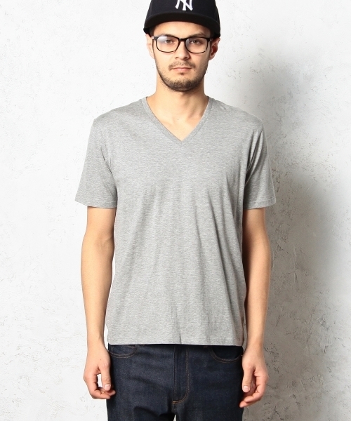 green label relaxing（グリーンレーベルリラクシング）の「◎GIZA/C V/N S/S Tシャツ  ◆（Tシャツ/カットソー・メンズ・ネイビー/グレー/コバルトブルー/ホワイト/ブラック/レッド/ケリー/イエロー/ワインレッド/ダークグリーン・MEDIUM/SMALL/LARGE/X-LARGE）」の16枚目の写真