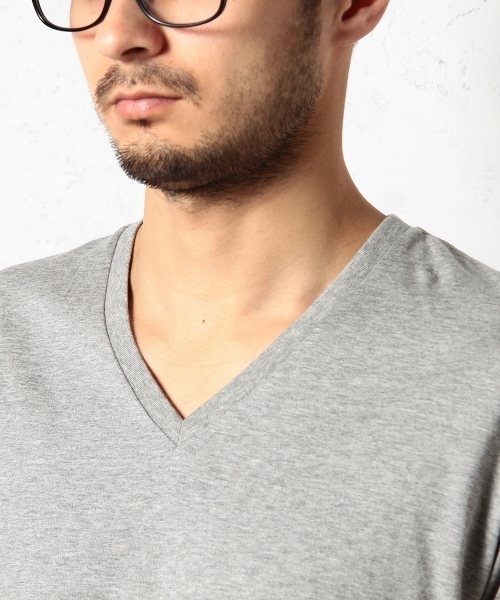 green label relaxing（グリーンレーベルリラクシング）の「◎GIZA/C V/N S/S Tシャツ  ◆（Tシャツ/カットソー・メンズ・ネイビー/グレー/コバルトブルー/ホワイト/ブラック/レッド/ケリー/イエロー/ワインレッド/ダークグリーン・MEDIUM/SMALL/LARGE/X-LARGE）」の13枚目の写真