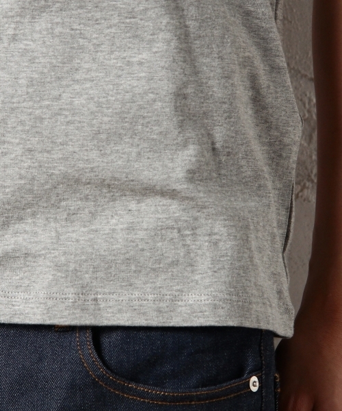 green label relaxing（グリーンレーベルリラクシング）の「◎GIZA/C V/N S/S Tシャツ  ◆（Tシャツ/カットソー・メンズ・ネイビー/グレー/コバルトブルー/ホワイト/ブラック/レッド/ケリー/イエロー/ワインレッド/ダークグリーン・MEDIUM/SMALL/LARGE/X-LARGE）」の14枚目の写真