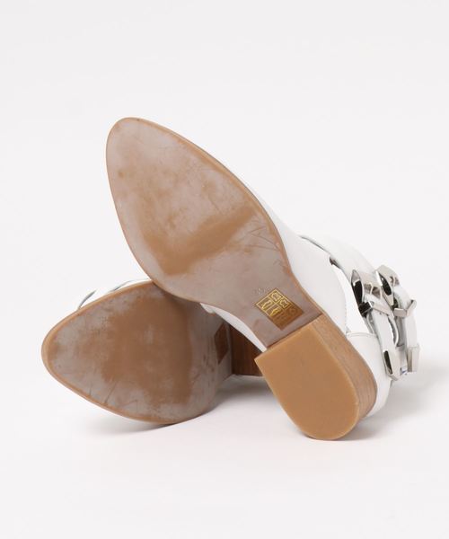 Jeffrey Campbell（ジェフリーキャンベル）の「サイドオープンショートブーツ　（ブーツ・レディース・ホワイト/ブラック・36/37/38/39/35）」の6枚目の写真