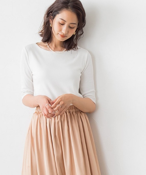 Pierrot（ピエロ）の「テレコリブボートネック五分袖トップス（Tシャツ/カットソー・レディース・ホワイト×ブラック/ブラック×ホワイト/ブラック/オフホワイト/モカ/ホワイト×ブラウン・M/L）」の2枚目の写真