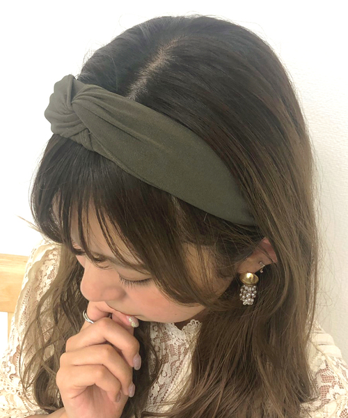 apres jour（アプレジュール）の「【apres jour×ARIAZ】ターバン風カチューシャ（カチューシャ・レディース・ブラック/カーキ/ライトグレー/モカ/ライトピンク・FREE）」の5枚目の写真