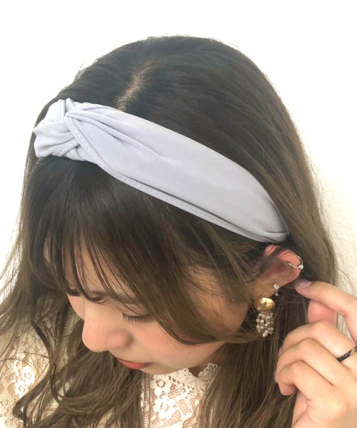 apres jour（アプレジュール）の「【apres jour×ARIAZ】ターバン風カチューシャ（カチューシャ・レディース・ブラック/カーキ/ライトグレー/モカ/ライトピンク・FREE）」の3枚目の写真